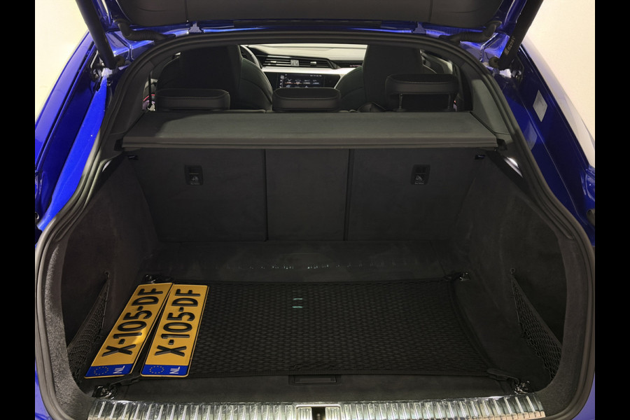 Audi SQ8 Sportback e-tron SQ8 115 kWh | Valcona Leder | Panoramadak | Trekhaak | 22'' | Matrix LED | Memory | B&O |