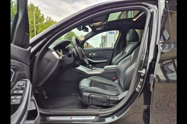 BMW 3-serie 320i Executive Edition Panoramadak! M Pakket! Laser Koplampen! Sfeerverlichting!