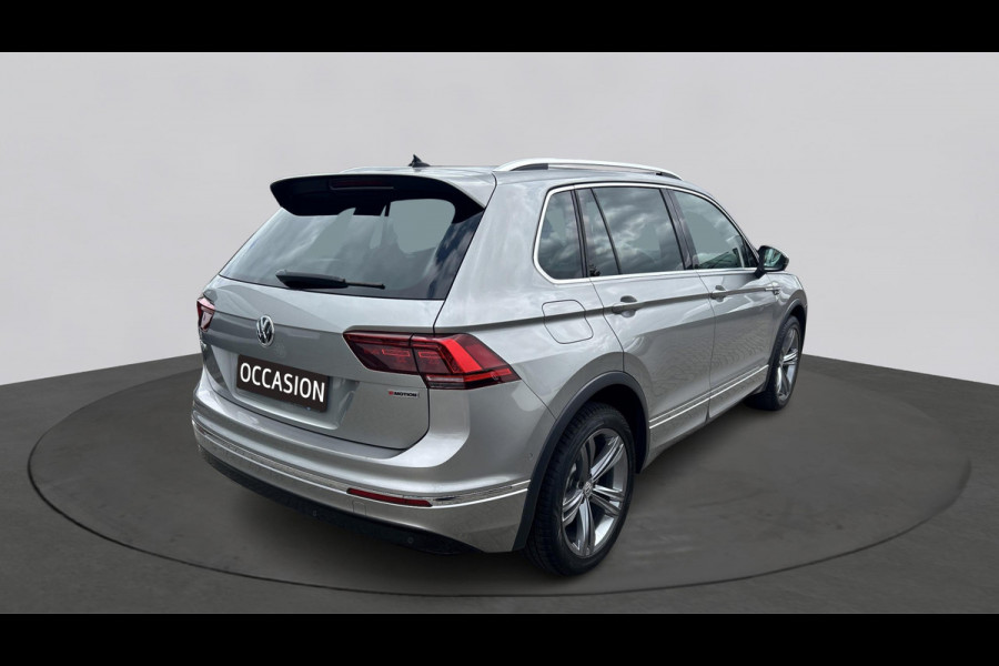 Volkswagen Tiguan 1.4 TSI 4Motion Highline Business R-Line | Wekl. trekhaak | Elek. achterklep | Camera | Stoelverwarming