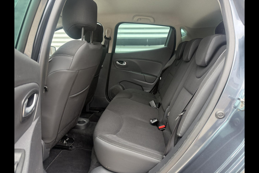 Renault Clio 0.9 TCe Limited Navi|D-ketting v.v. in 2026|Airco|Cruise|Trekhaak|Elek ramen|N.A.P|APK tot 04-2027