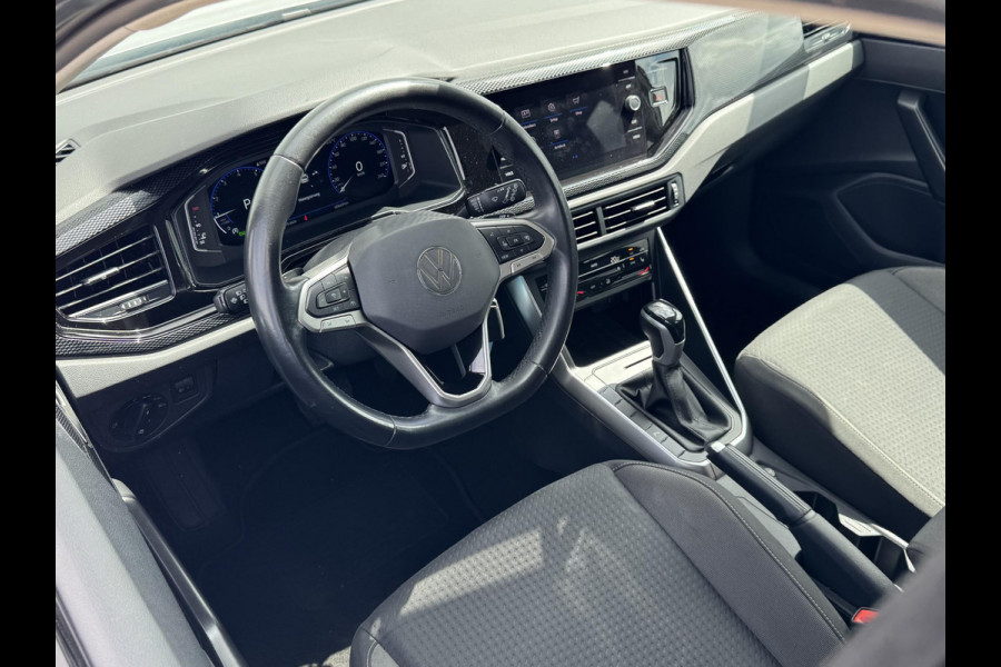 Volkswagen Polo 1.0 TSI Life Business NL-AUTO | NAVI | LED| STOELVERWARMING