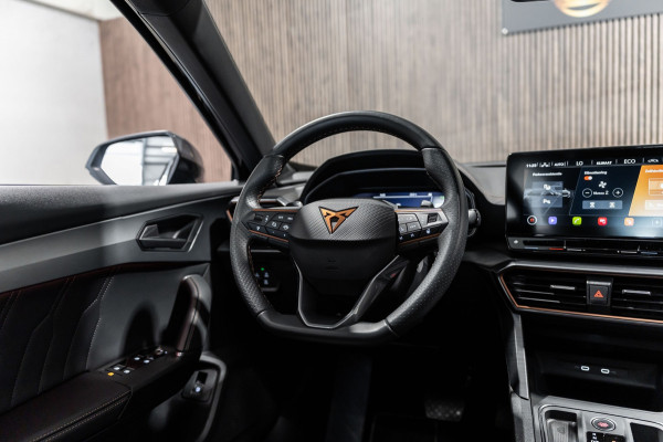 CUPRA Formentor 1.4 e-Hybrid Business Pano Leder Camera Led