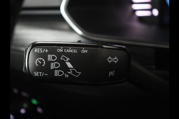 Škoda Superb Combi 1.4 TSI iV Business Edition Plus | SOH 93,2% | Camera | Cruise control | Navigatie | DAB+ | Carplay | Climate control | Sfeerverlichting