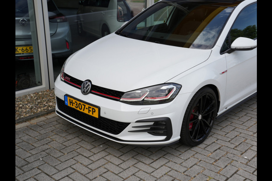Volkswagen Golf 2.0 TSI GTI Performance | Panoramadak | BearLock Anti-diefstal | Maxton Design Kit |