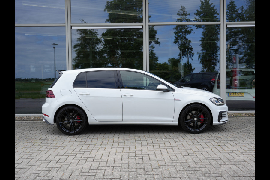 Volkswagen Golf 2.0 TSI GTI Performance | Panoramadak | BearLock Anti-diefstal | Maxton Design Kit |