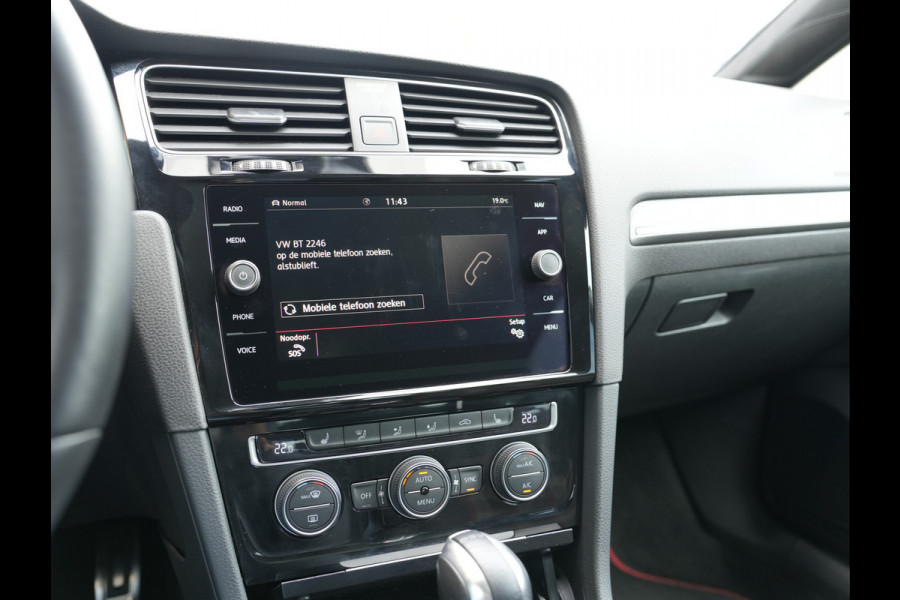 Volkswagen Golf 2.0 TSI GTI Performance | Panoramadak | BearLock Anti-diefstal | Maxton Design Kit |