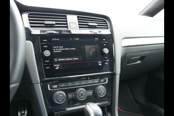 Volkswagen Golf 2.0 TSI GTI Performance | Panoramadak | BearLock Anti-diefstal | Maxton Design Kit |