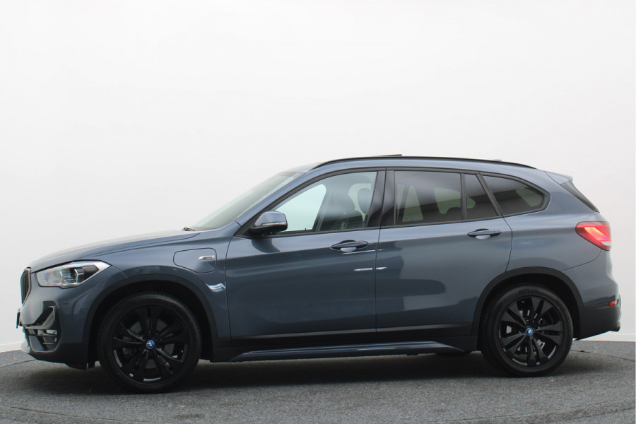 BMW X1 xDrive25e eDrive Edition M Sport Panoramadak, Keyless, Memory, Camera, LED, Trekhaak