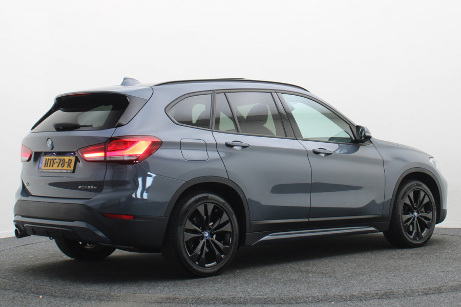 BMW X1 xDrive25e eDrive Edition M Sport Panoramadak, Keyless, Memory, Camera, LED, Trekhaak