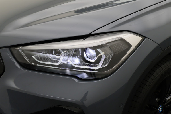 BMW X1 xDrive25e eDrive Edition M Sport Panoramadak, Keyless, Memory, Camera, LED, Trekhaak
