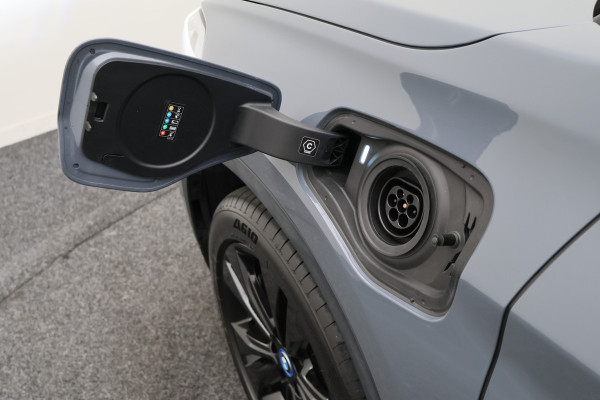 BMW X1 xDrive25e eDrive Edition M Sport Panoramadak, Keyless, Memory, Camera, LED, Trekhaak