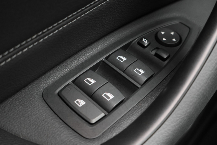 BMW X1 xDrive25e eDrive Edition M Sport Panoramadak, Keyless, Memory, Camera, LED, Trekhaak