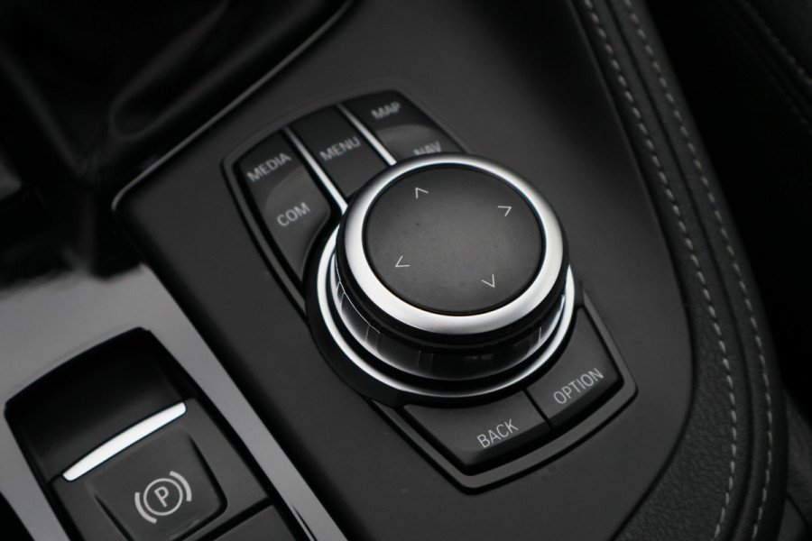 BMW X1 xDrive25e eDrive Edition M Sport Panoramadak, Keyless, Memory, Camera, LED, Trekhaak