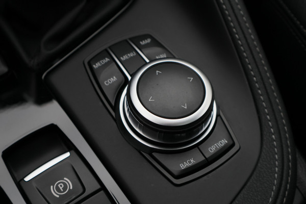BMW X1 xDrive25e eDrive Edition M Sport Panoramadak, Keyless, Memory, Camera, LED, Trekhaak
