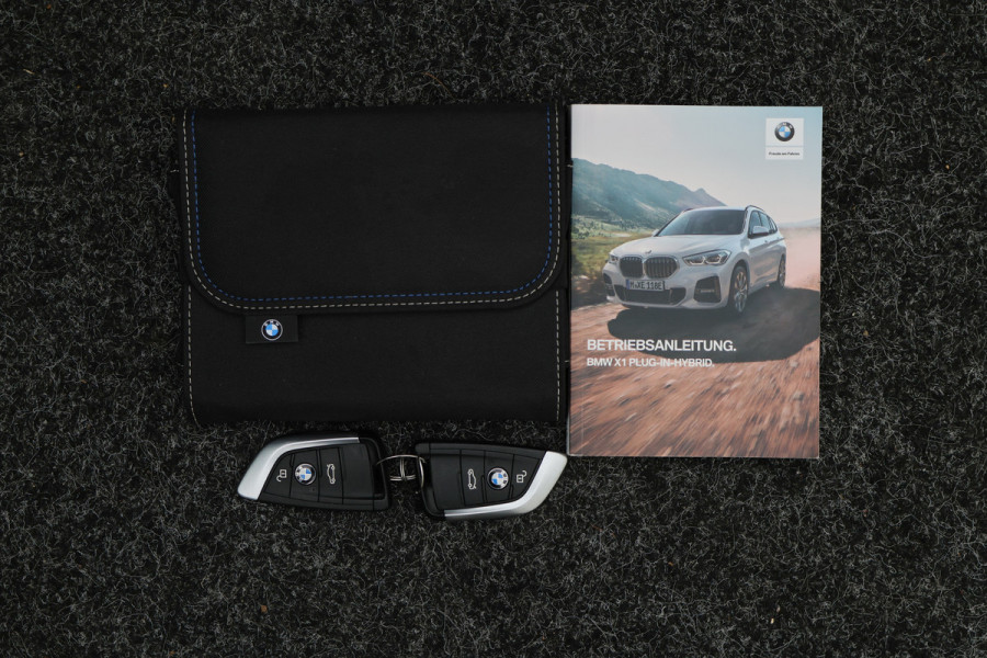 BMW X1 xDrive25e eDrive Edition M Sport Panoramadak, Keyless, Memory, Camera, LED, Trekhaak