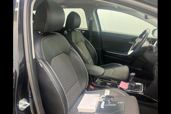 Kia Ceed Sportswagon 1.0 T-GDi 120PK ExecutiveLine / Panorama-schuifdak / 1/2 Leder / Navigatie / Airco-ecc./ Pdc+Camera / Stoel-Stuurverwarming / Apk 02-2028
