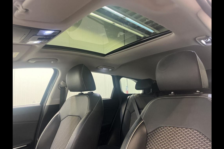 Kia Ceed Sportswagon 1.0 T-GDi 120PK ExecutiveLine / Panorama-schuifdak / 1/2 Leder / Navigatie / Airco-ecc./ Pdc+Camera / Stoel-Stuurverwarming / Apk 02-2028