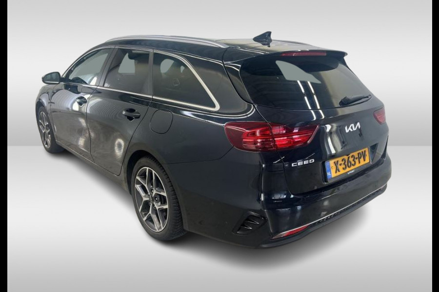 Kia Ceed Sportswagon 1.0 T-GDi 120PK ExecutiveLine / Panorama-schuifdak / 1/2 Leder / Navigatie / Airco-ecc./ Pdc+Camera / Stoel-Stuurverwarming / Apk 02-2028