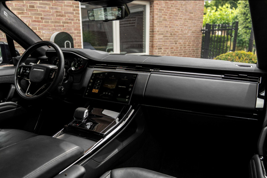 Land Rover Range Rover Sport 3.0 P550e Autobiography Full Option | Trekhaak | Schuifdak | Meridian | Softclose | Massage | 23''