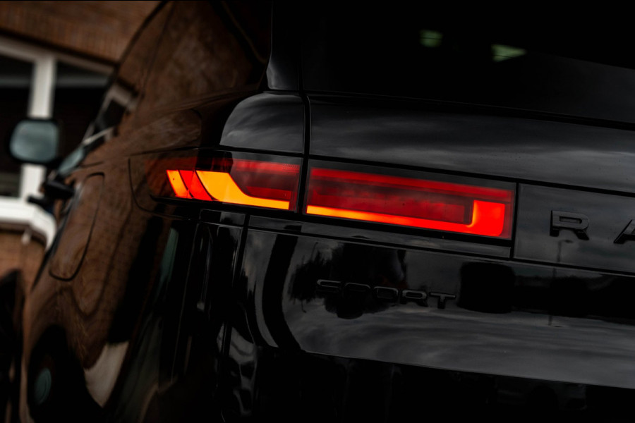 Land Rover Range Rover Sport 3.0 P550e Autobiography Full Option | Trekhaak | Schuifdak | Meridian | Softclose | Massage | 23''