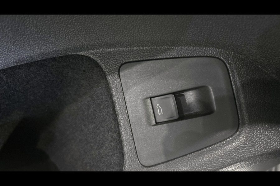 Volkswagen Tiguan 1.4 TSI 4Motion Highline Business R-Line | Wekl. trekhaak | Elek. achterklep | Camera | Stoelverwarming