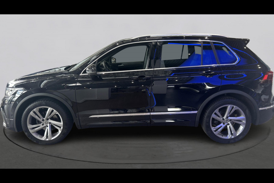 Volkswagen Tiguan 1.5 TSI 150pk DSG R-Line Business+ | Panoramadak | Trekhaak | Stoelverwarming | Keyless