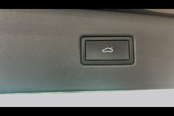 Volkswagen Tiguan 1.5 TSI 150pk DSG R-Line Business+ | Panoramadak | Trekhaak | Stoelverwarming | Keyless