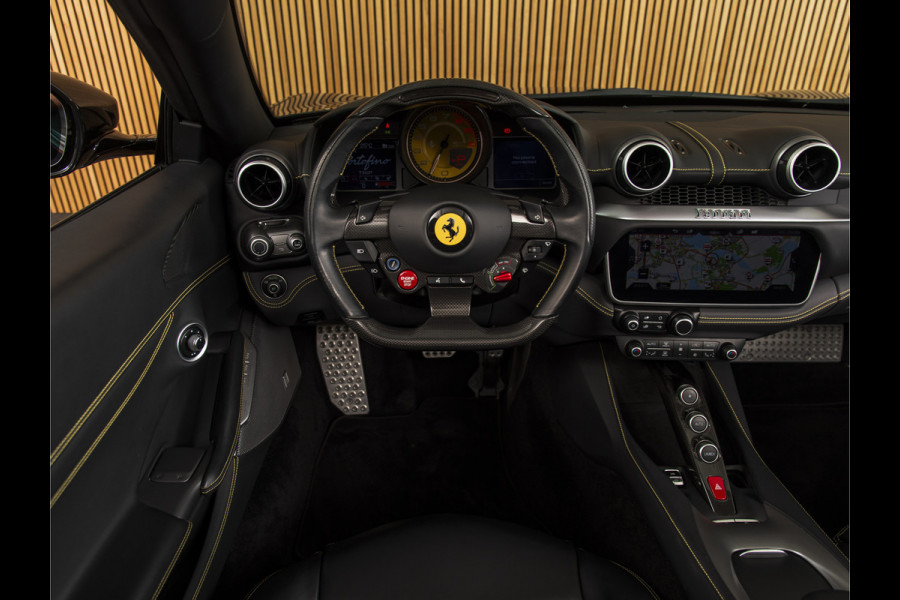 Ferrari Portofino 3.9 V8 HELE CARBON INTERIOR | JBL | PASSENGER DISPLAY