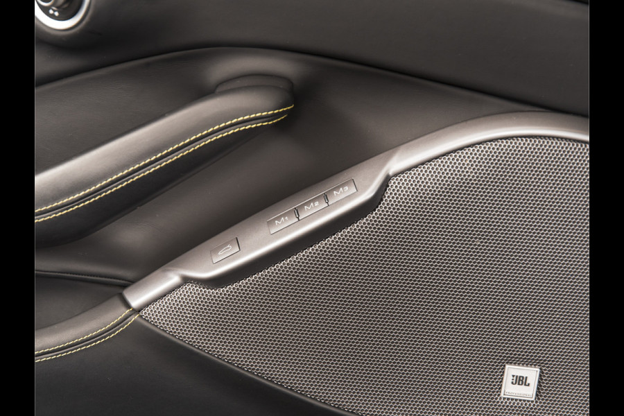Ferrari Portofino 3.9 V8 HELE CARBON INTERIOR | JBL | PASSENGER DISPLAY
