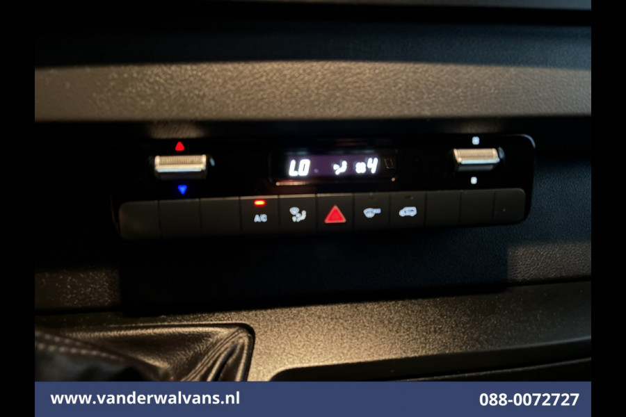 Mercedes-Benz Sprinter 316 CDI 164pk L3H2 Euro6 Airco | Camera | Navigatie | Apple Carplay | Chauffeursstoel Cruisecontrol, Android Auto, Stoelverwarming, 270Graden Achterdeuren, Parkeersensoren, Bijrijdersbank