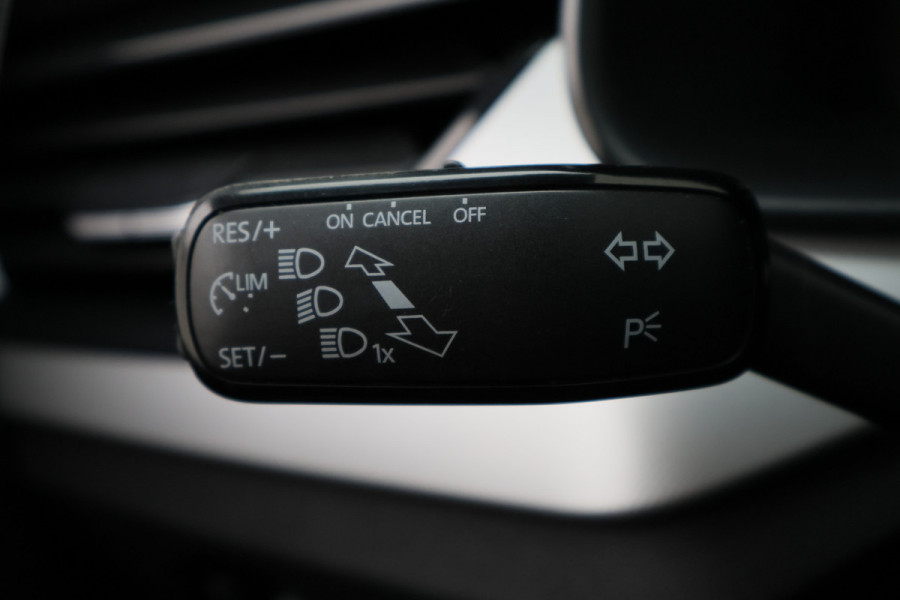 Škoda SCALA 1.0 TSI Active LED, Airco, Lane Assist, Bluetooth