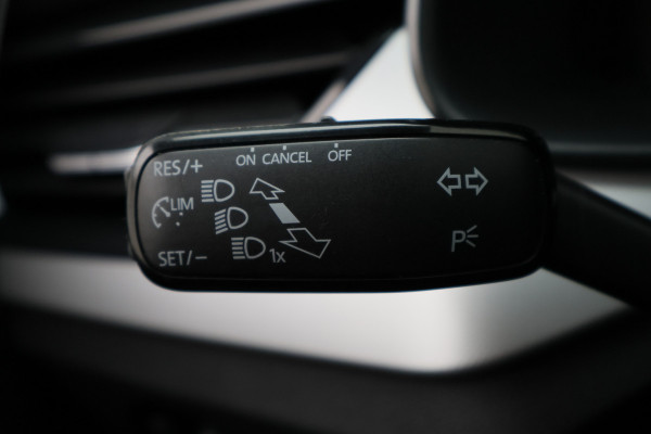 Škoda SCALA 1.0 TSI Active LED, Airco, Lane Assist, Bluetooth