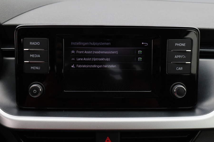 Škoda SCALA 1.0 TSI Active LED, Airco, Lane Assist, Bluetooth