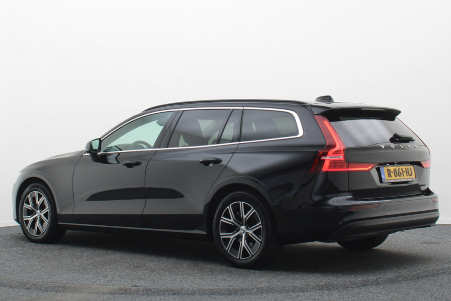 Volvo V60 2.0 B4 Core Climate Pack, ACC, Camera, Apple Carplay, Keyless, Trekhaak