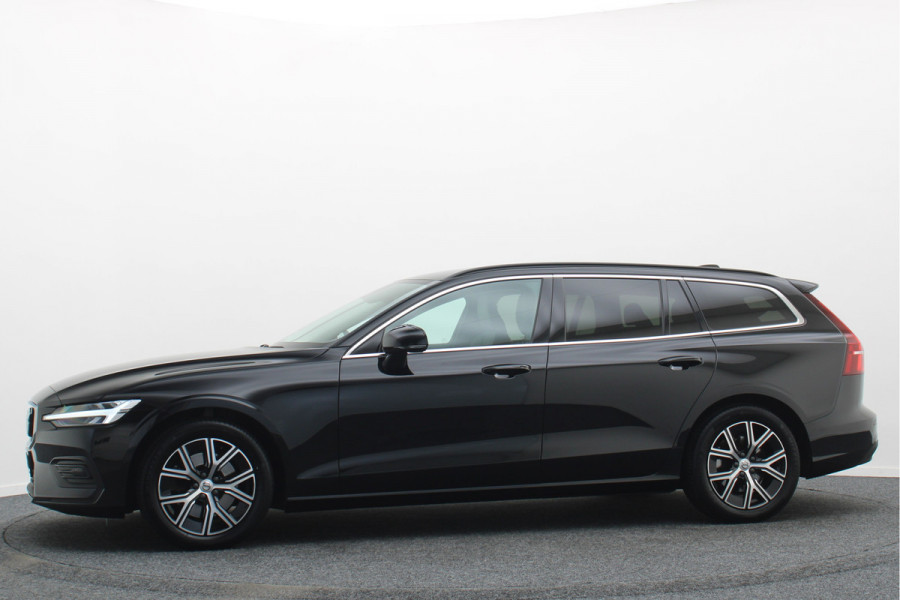 Volvo V60 2.0 B4 Core Climate Pack, ACC, Camera, Apple Carplay, Keyless, Trekhaak