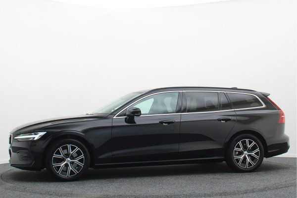 Volvo V60 2.0 B4 Core Climate Pack, ACC, Camera, Apple Carplay, Keyless, Trekhaak