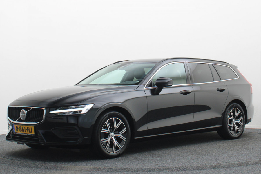 Volvo V60 2.0 B4 Core Climate Pack, ACC, Camera, Apple Carplay, Keyless, Trekhaak