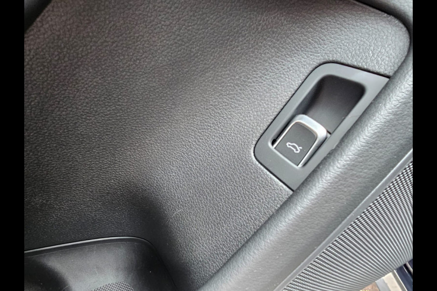 Audi A6 Avant 1.8 TFSI Ultra Advance Sport | Automaat | S-line | Navi | Elek. achterklep | Keyless | Sportstoelen | PDC voor + achter | Zwarte hemel |