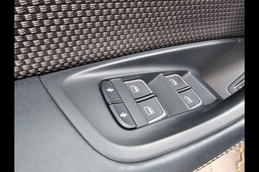 Audi A6 Avant 1.8 TFSI Ultra Advance Sport | Automaat | S-line | Navi | Elek. achterklep | Keyless | Sportstoelen | PDC voor + achter | Zwarte hemel |