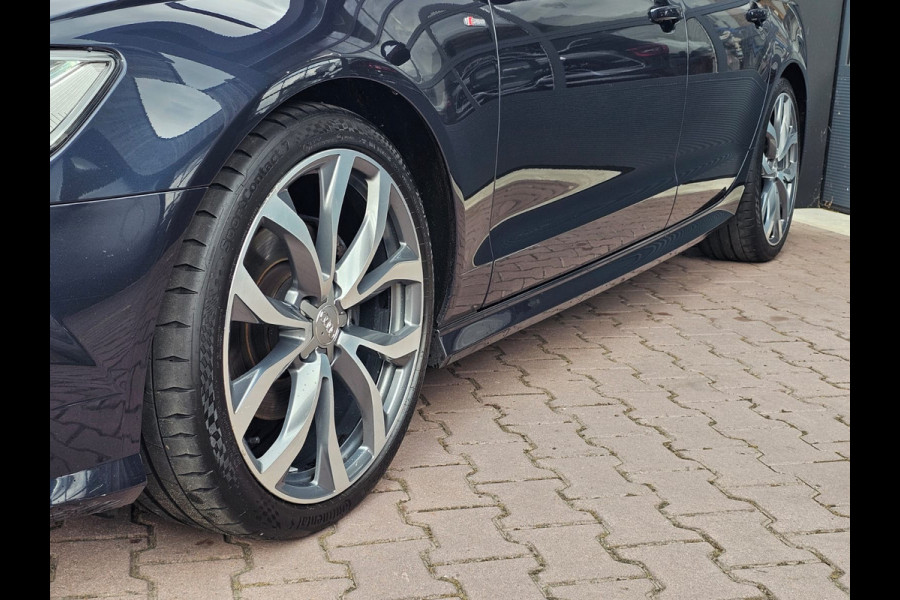 Audi A6 Avant 1.8 TFSI Ultra Advance Sport | Automaat | S-line | Navi | Elek. achterklep | Keyless | Sportstoelen | PDC voor + achter | Zwarte hemel |