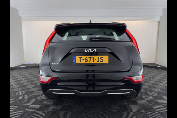 Kia Niro EV DynamicLine 64.8 kWh [3-Fase-11kW] {SoH-96%} (INCL-BTW) Aut. *LEATHER-FABRIC | ADAPTIVE-CRUISE | DIGI-COCKPIT | KEYLESS | CAMERA | DAB | COMFORTSEATS | SHIFTPADDLES | ECC | PDC | CARPLAY | AMBIENT-LIGHT | 17''ALU*
