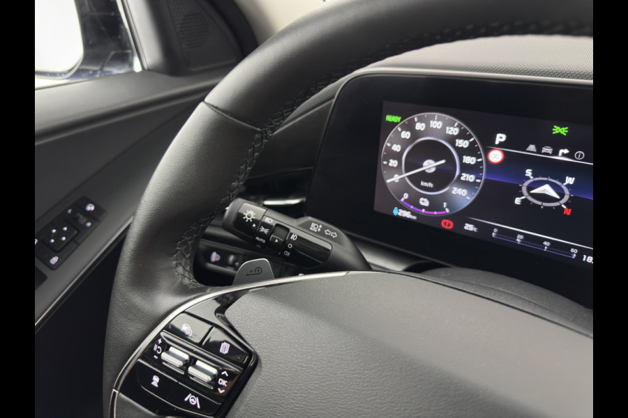 Kia Niro EV DynamicLine 64.8 kWh [3-Fase-11kW] {SoH-96%} (INCL-BTW) Aut. *LEATHER-FABRIC | ADAPTIVE-CRUISE | DIGI-COCKPIT | KEYLESS | CAMERA | DAB | COMFORTSEATS | SHIFTPADDLES | ECC | PDC | CARPLAY | AMBIENT-LIGHT | 17''ALU*