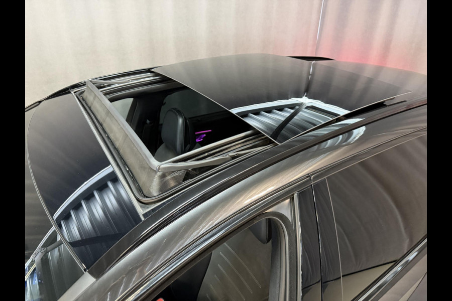 Mercedes-Benz C-Klasse Estate 300 e AMG Line 18"/Panoramadak/Trekhaak/LED/Stoelverwarming/Sfeerverlichting/Elektrische klep/Apple Carplay & Android Auto