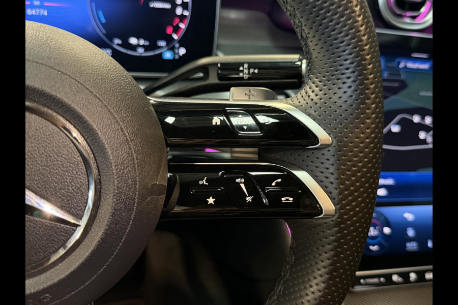 Mercedes-Benz C-Klasse Estate 300 e AMG Line 18"/Panoramadak/Trekhaak/LED/Stoelverwarming/Sfeerverlichting/Elektrische klep/Apple Carplay & Android Auto