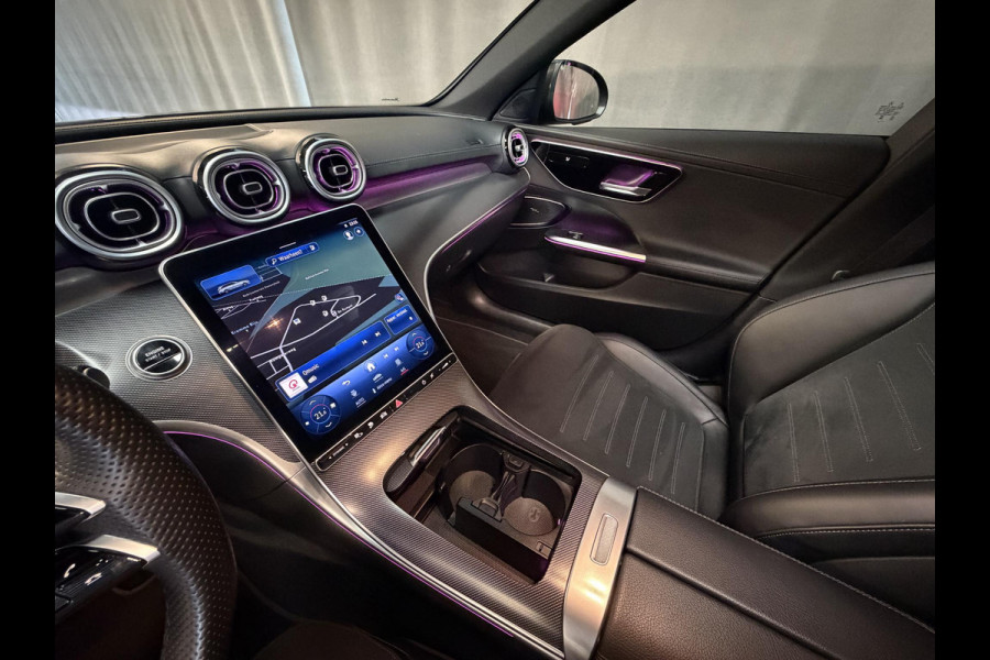 Mercedes-Benz C-Klasse Estate 300 e AMG Line 18"/Panoramadak/Trekhaak/LED/Stoelverwarming/Sfeerverlichting/Elektrische klep/Apple Carplay & Android Auto