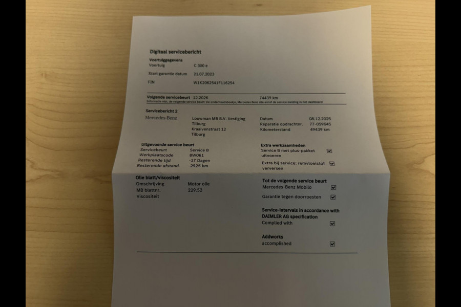 Mercedes-Benz C-Klasse Estate 300 e AMG Line 18"/Panoramadak/Trekhaak/LED/Stoelverwarming/Sfeerverlichting/Elektrische klep/Apple Carplay & Android Auto