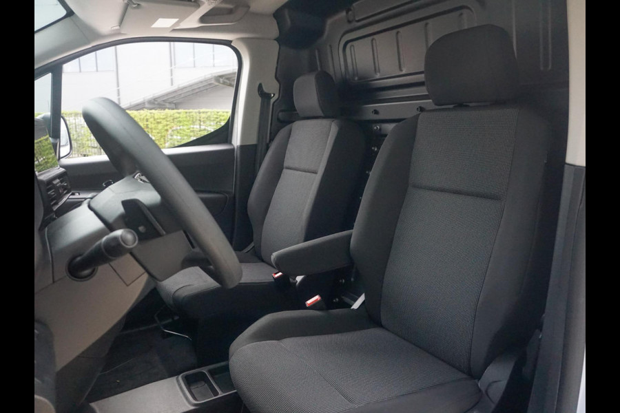 Opel Combo Electric L2 50kWh | camera | Apple Carplay/Android Auto  | laadruimtebetimmering | Comfort stoelen | rijklaarprijs