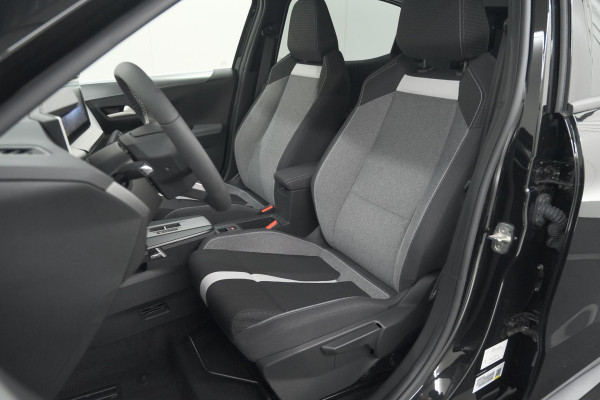 Opel Frontera 1.2 Turbo Hybrid 145 GS | 7 Zitplaatsen | Camera | Dodehoekdetectie | Navigatie