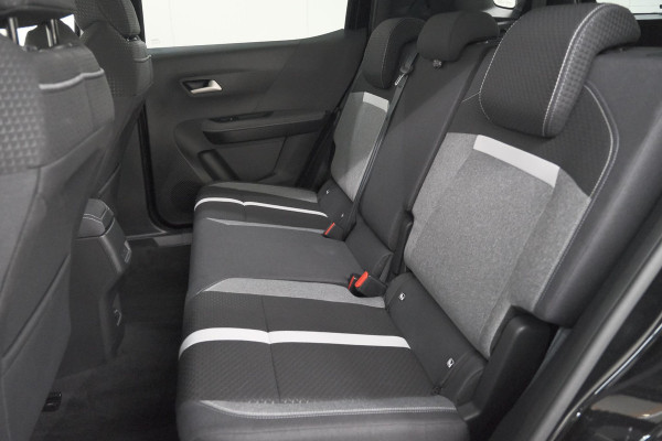 Opel Frontera 1.2 Turbo Hybrid 145 GS | 7 Zitplaatsen | Camera | Dodehoekdetectie | Navigatie