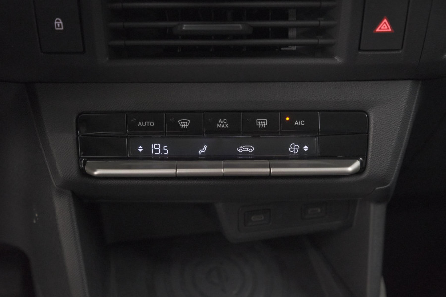 Opel Frontera 1.2 Turbo Hybrid 145 GS | 7 Zitplaatsen | Camera | Dodehoekdetectie | Navigatie